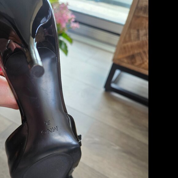 Leather Sling Back Shoe - Picture 3 of 5